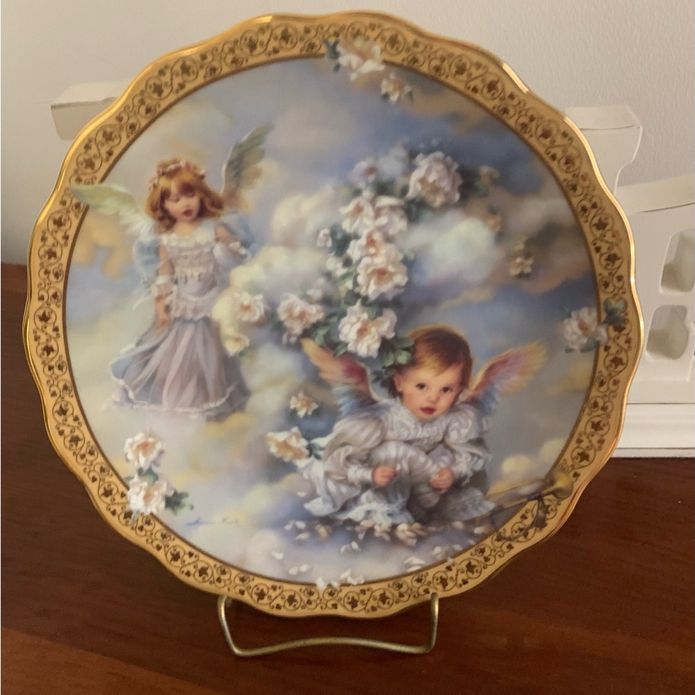 Sandra Kuck Collectible Gardens of Innocence “Heavenly Hideaway”